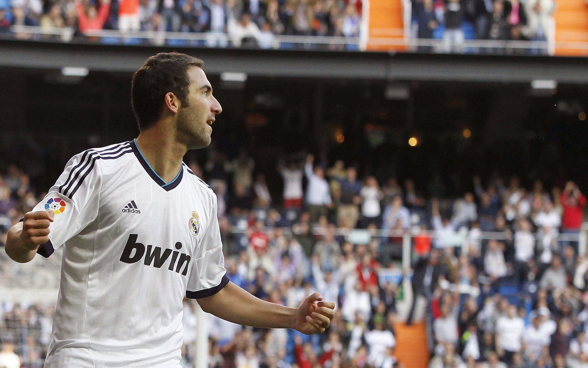 点球大战惊心动魄，胜利者笑到最后